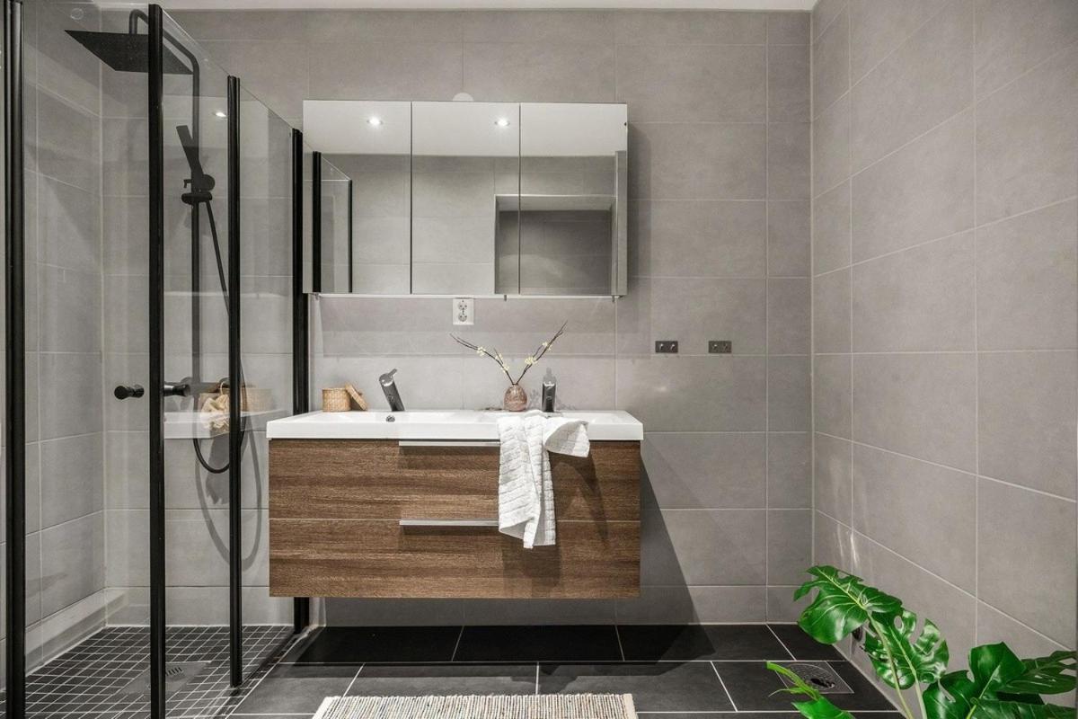 Homerentals L 120Sqm Mid-Central - King Beds - 500Mbps Wi-Fi Bergen Zewnętrze zdjęcie